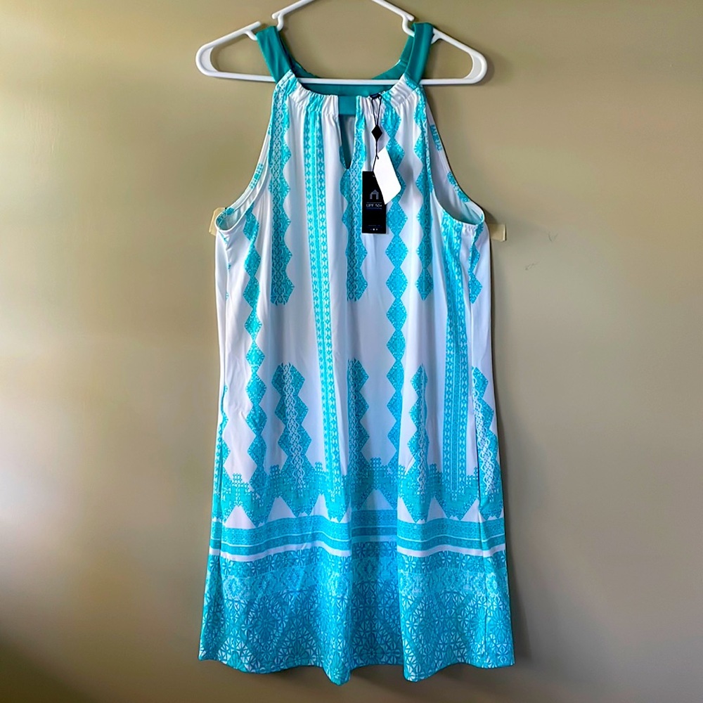 NWT Keyhole sleeveless Cabana Life dress turquoise/white print